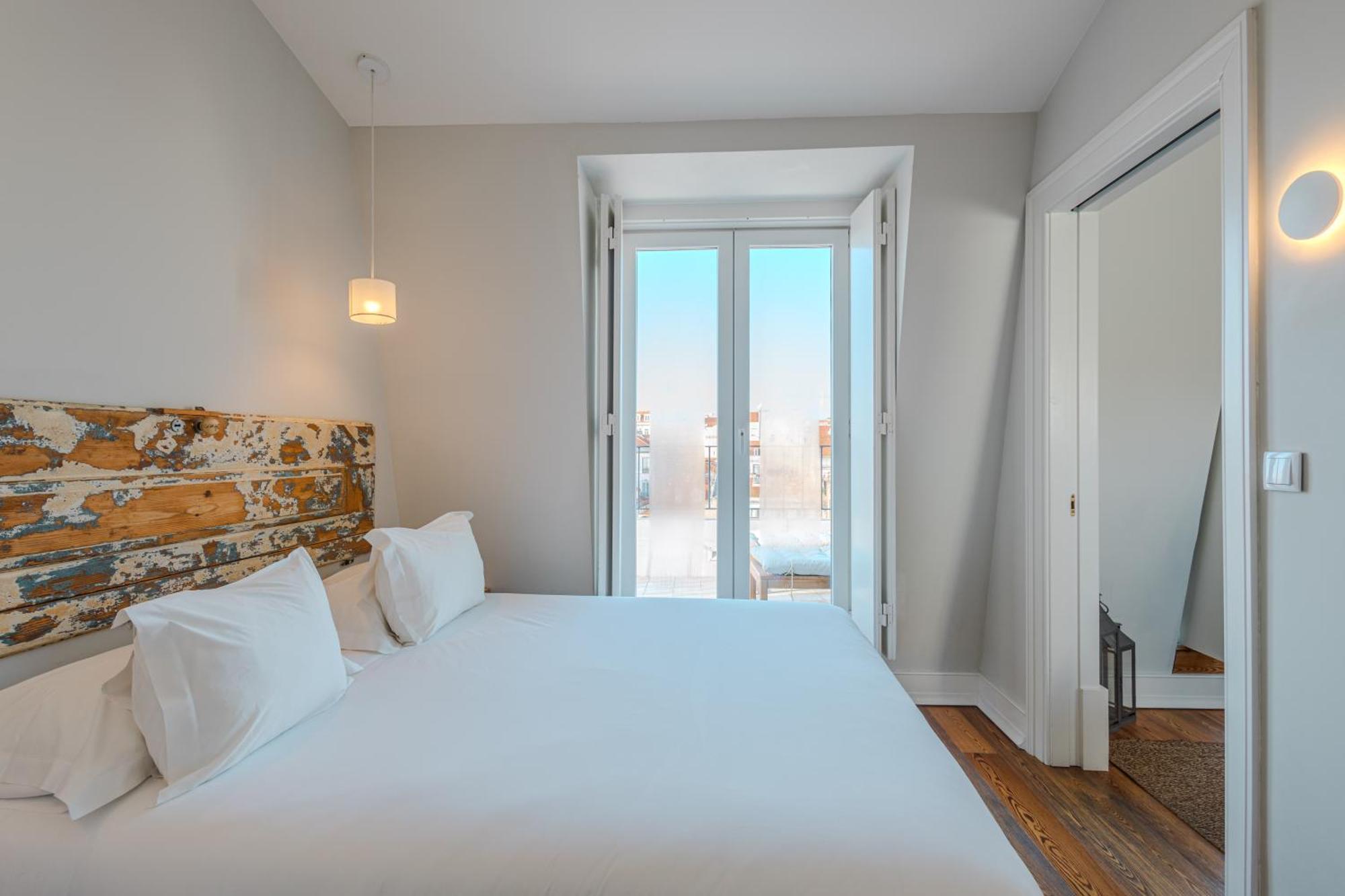 Almaria - Ex Libris Apartments | Chiado Lisboa Ngoại thất bức ảnh