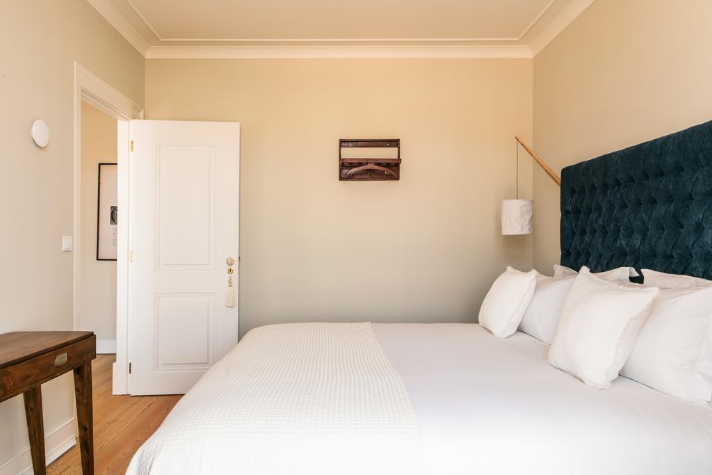 Almaria - Ex Libris Apartments | Chiado Lisboa Ngoại thất bức ảnh